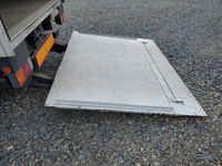 三菱ふそうキャンターアルミバン小型（2t・3t）[写真31]