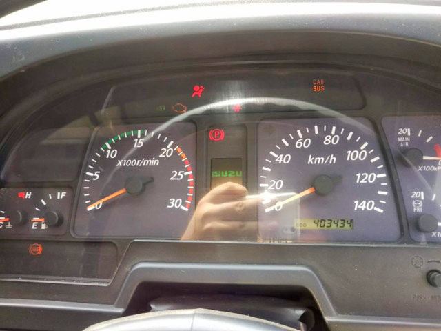 いすゞギガダンプ大型（10t）[写真37]