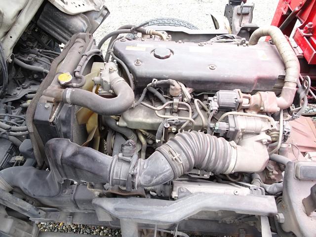 いすゞエルフクレーン3段小型（2t・3t）[写真16]