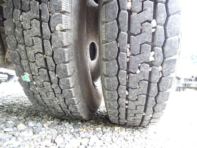 いすゞエルフクレーン3段小型（2t・3t）[写真20]