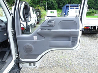 いすゞエルフクレーン3段小型（2t・3t）[写真33]