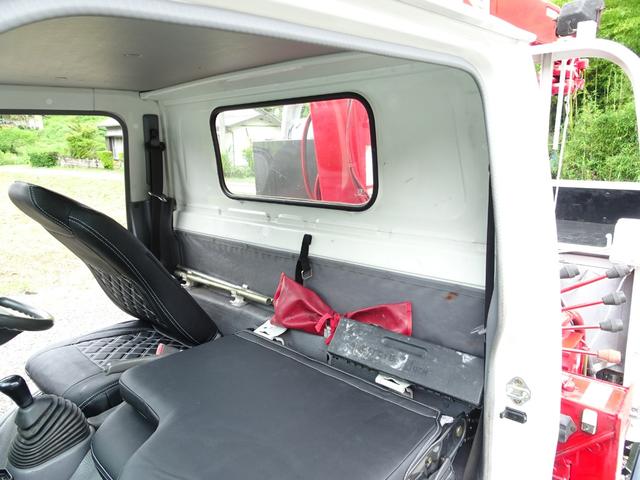 いすゞエルフクレーン3段小型（2t・3t）[写真37]