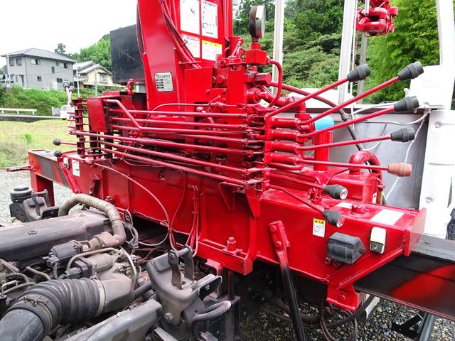 いすゞエルフクレーン3段小型（2t・3t）[写真39]