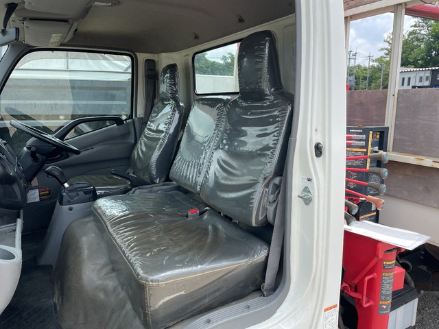 日野デュトロクレーン3段小型（2t・3t）[写真24]