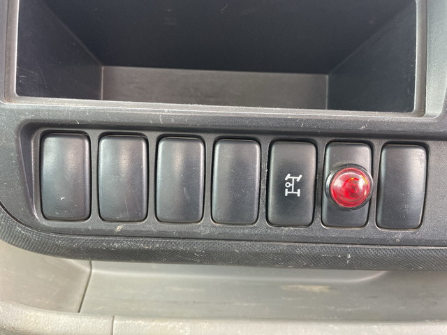 日野デュトロクレーン3段小型（2t・3t）[写真33]