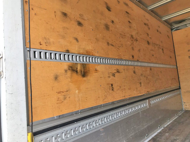 日野デュトロアルミウイング小型（2t・3t）[写真12]