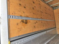 日野デュトロアルミウイング小型（2t・3t）[写真12]