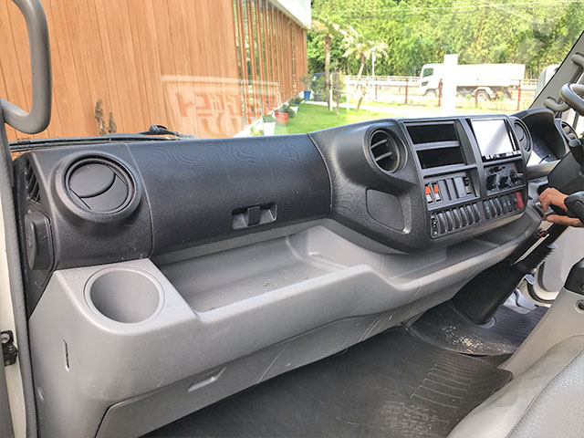 日野デュトロアルミウイング小型（2t・3t）[写真32]