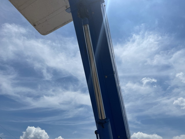 いすゞエルフ高所作業車小型（2t・3t）[写真12]