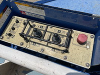 いすゞエルフ高所作業車小型（2t・3t）[写真15]