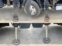 いすゞエルフ高所作業車小型（2t・3t）[写真19]