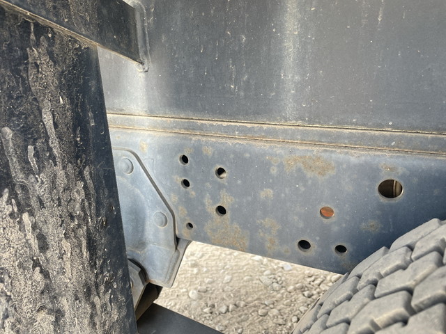 いすゞエルフ高所作業車小型（2t・3t）[写真21]