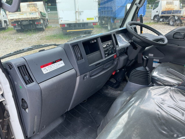 いすゞエルフ高所作業車小型（2t・3t）[写真29]