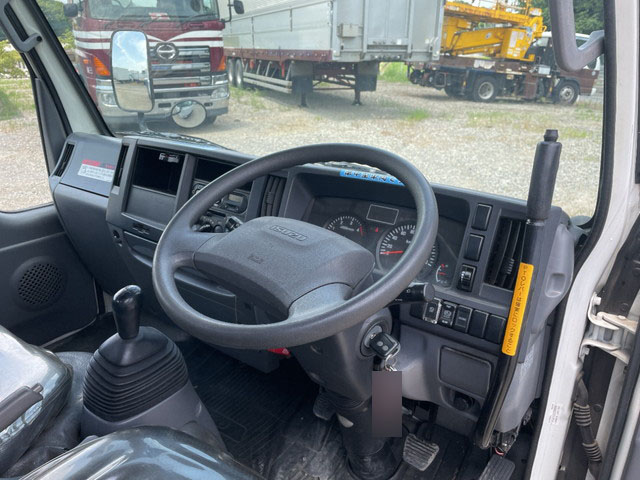 いすゞエルフ高所作業車小型（2t・3t）[写真30]