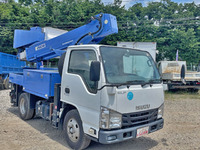 いすゞエルフ高所作業車小型（2t・3t）[写真03]