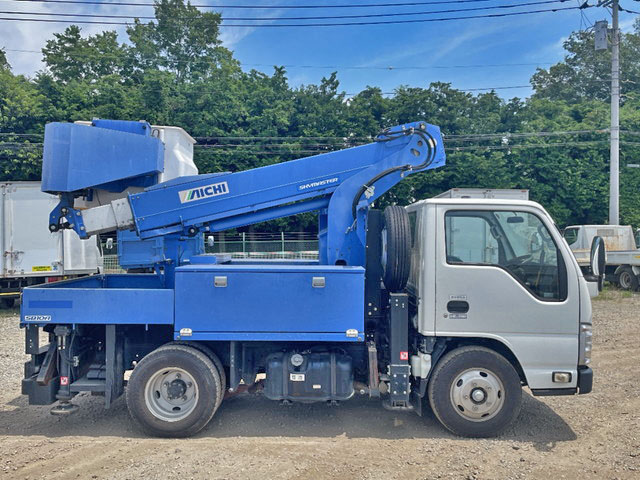 いすゞエルフ高所作業車小型（2t・3t）[写真06]