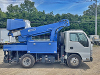 いすゞエルフ高所作業車小型（2t・3t）[写真06]