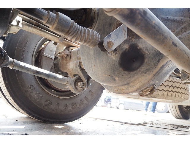 三菱ふそうスーパーグレートダンプ大型（10t）[写真19]