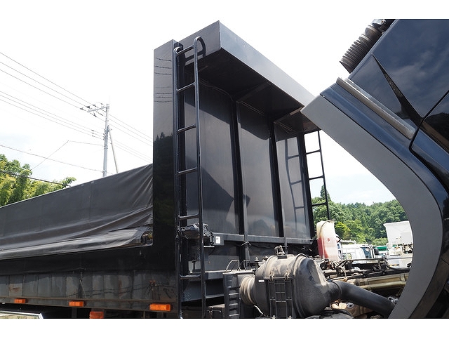 三菱ふそうスーパーグレートダンプ大型（10t）[写真30]