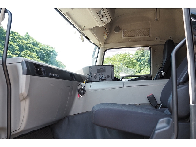 三菱ふそうスーパーグレートダンプ大型（10t）[写真31]