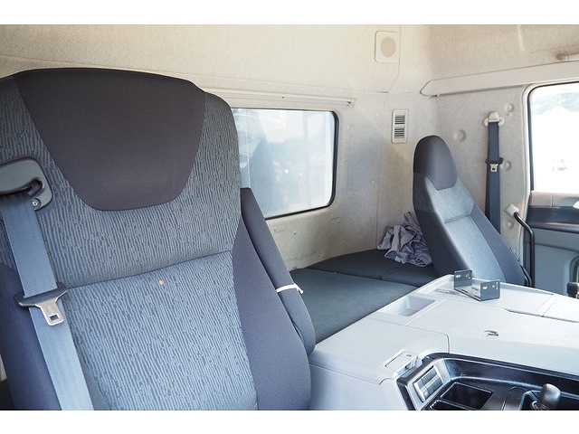 三菱ふそうスーパーグレートダンプ大型（10t）[写真34]