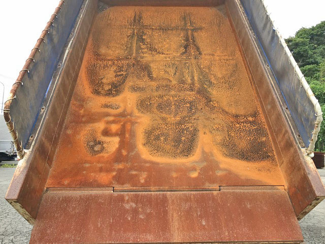 いすゞフォワードダンプ中型（4t）[写真13]