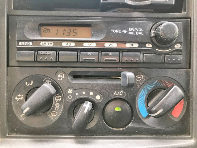 いすゞフォワードダンプ中型（4t）[写真37]