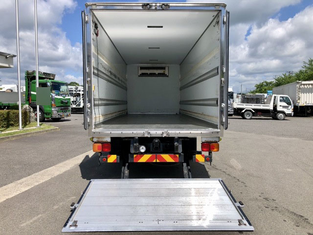 日野レンジャー冷凍車（冷蔵車）中型（4t）[写真11]