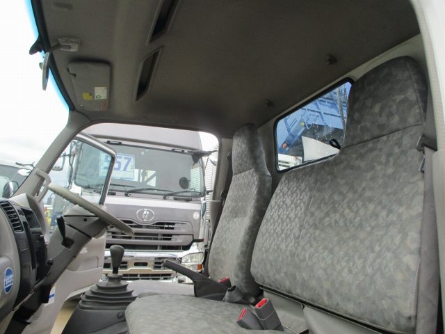 日野デュトロクレーン4段小型（2t・3t）[写真10]