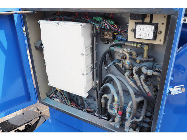 トヨタダイナ高所作業車小型（2t・3t）[写真12]