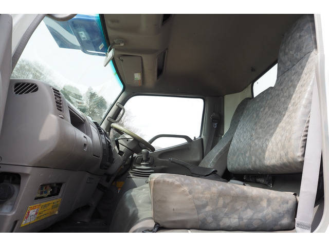 トヨタダイナ高所作業車小型（2t・3t）[写真32]