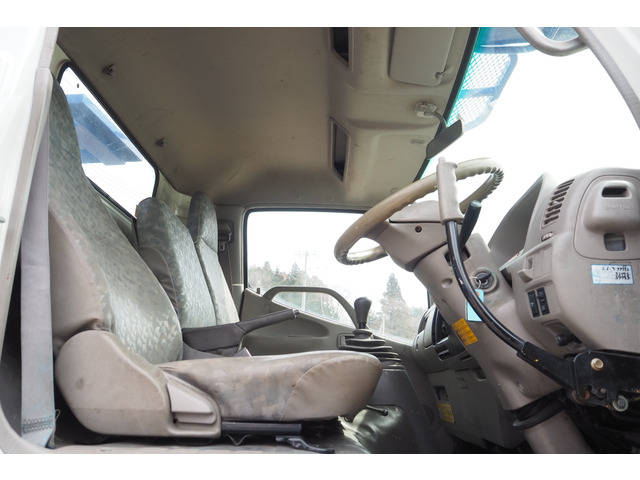 トヨタダイナ高所作業車小型（2t・3t）[写真34]