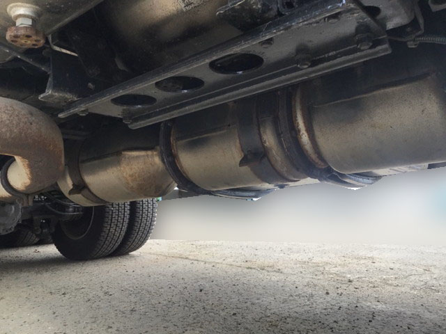 三菱ふそうスーパーグレートセルフクレーン4段大型（10t）[写真16]