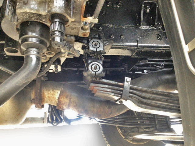 三菱ふそうスーパーグレートセルフクレーン4段大型（10t）[写真17]