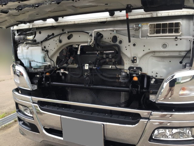 三菱ふそうスーパーグレートセルフクレーン4段大型（10t）[写真04]