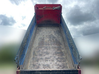 三菱ふそうスーパーグレートダンプ大型（10t）[写真09]