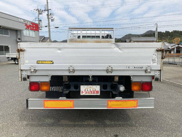 UDトラックスコンドルアルミブロック中型（4t）[写真11]