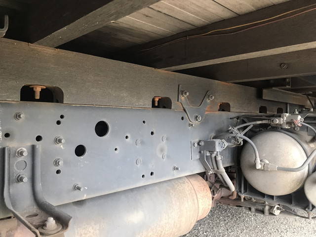 UDトラックスコンドルアルミブロック中型（4t）[写真19]