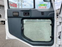 UDトラックスコンドルアルミブロック中型（4t）[写真24]