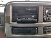 UDトラックスコンドルアルミブロック中型（4t）[写真36]