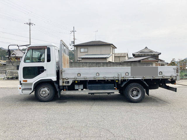 UDトラックスコンドルアルミブロック中型（4t）[写真05]