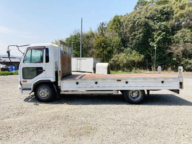 UDトラックスコンドルアルミブロック中型（4t）[写真07]