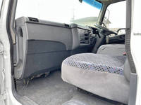 三菱ふそうファイターアルミウイング中型（4t）[写真32]