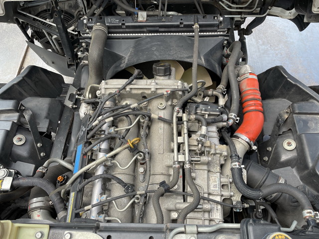 三菱ふそうキャンターアルミバン小型（2t・3t）[写真22]