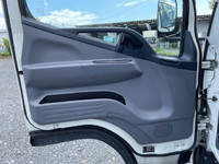 三菱ふそうキャンターアルミバン小型（2t・3t）[写真24]