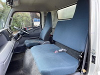 三菱ふそうキャンターアルミバン小型（2t・3t）[写真26]