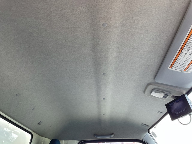 三菱ふそうキャンターアルミバン小型（2t・3t）[写真30]