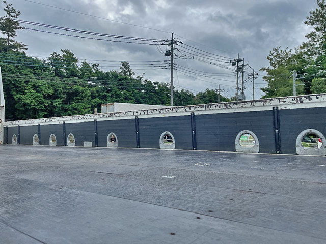 三菱ふそうファイター平ボディ中型（4t）[写真13]