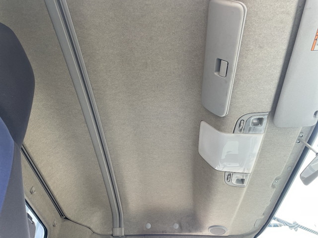 三菱ふそうファイター平ボディ中型（4t）[写真30]