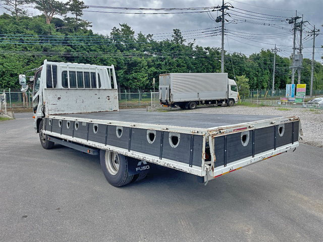 三菱ふそうファイター平ボディ中型（4t）[写真06]